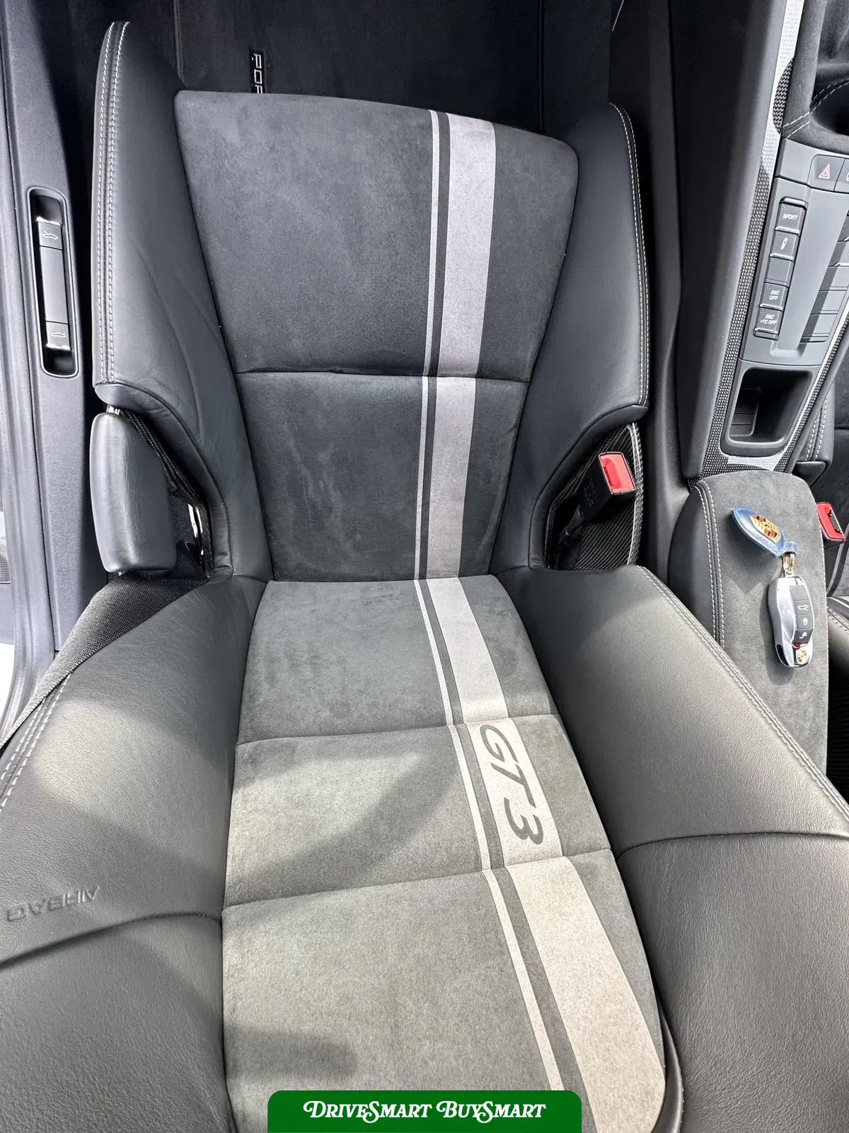 2018 Porsche 911 GT3 6-Speed