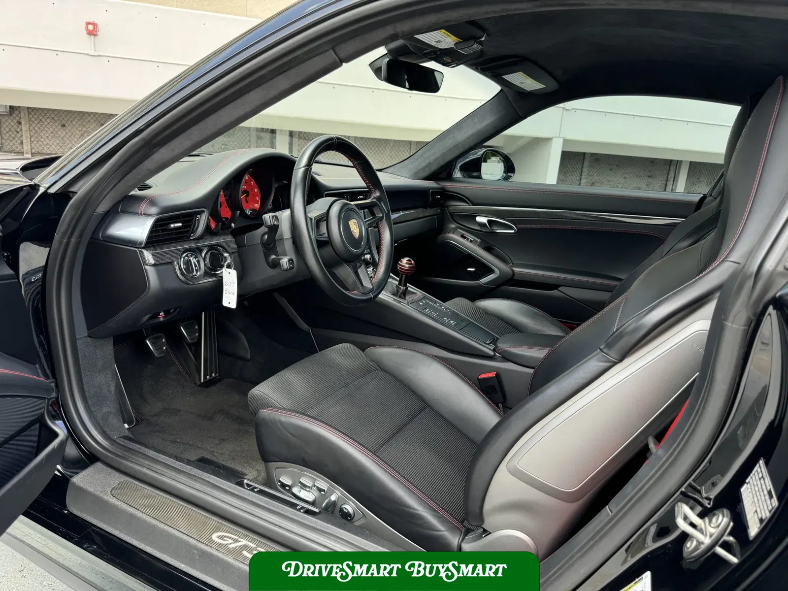 2018 Porsche 911 GT3 Touring DeMan 4.5L 6-Speed
