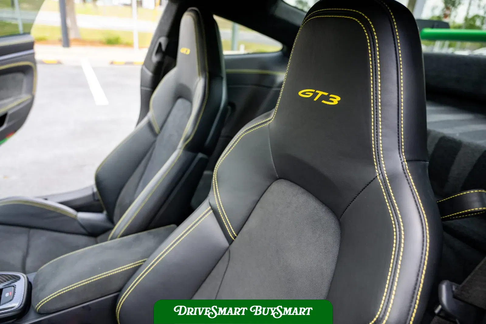 2022 Porsche 911 GT3 6-Speed