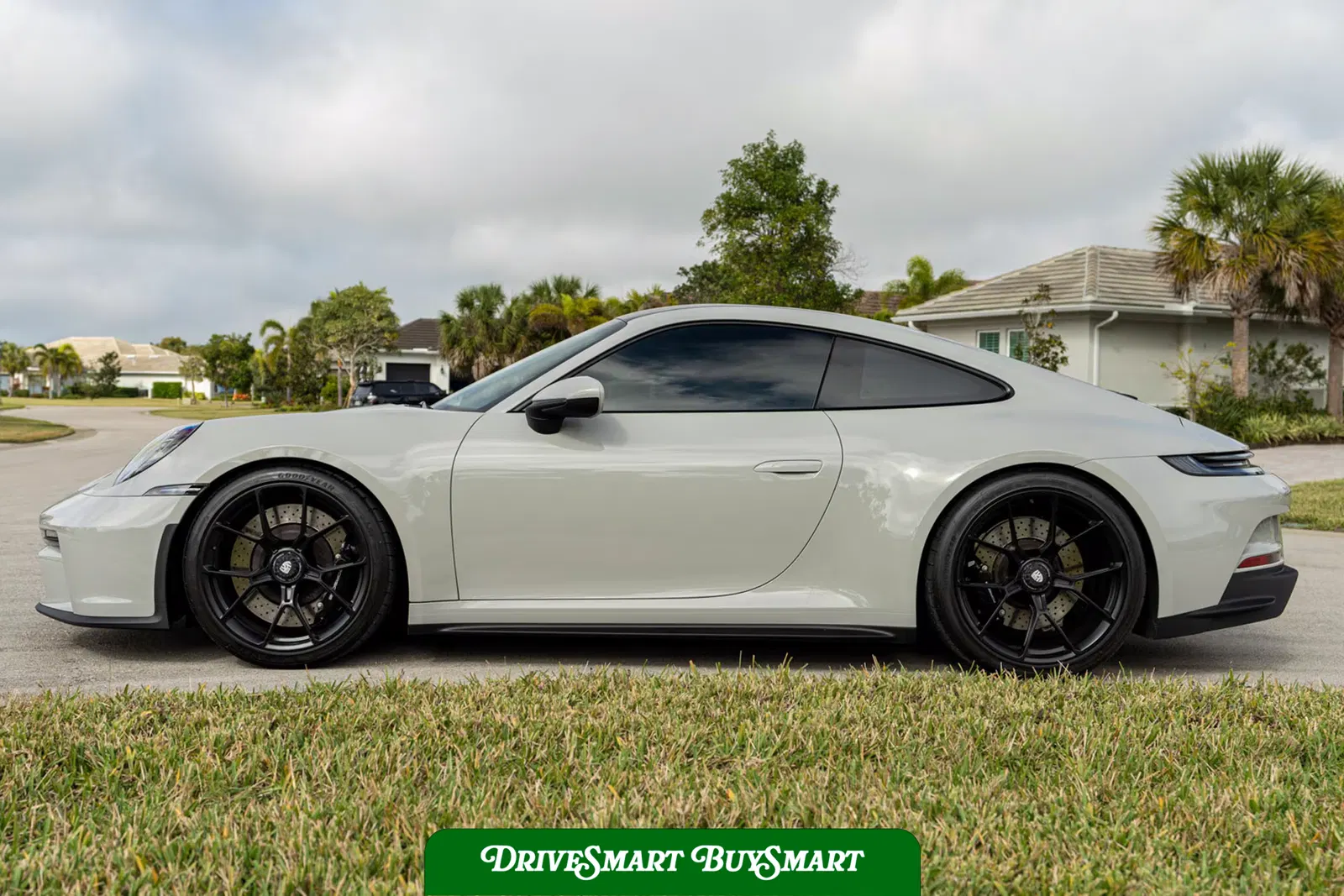 2024 Porsche 911 GT3 Touring