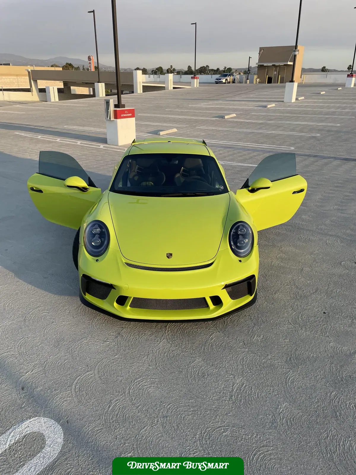 Birch Green 2018 Porsche 911 GT3 6-Speed
