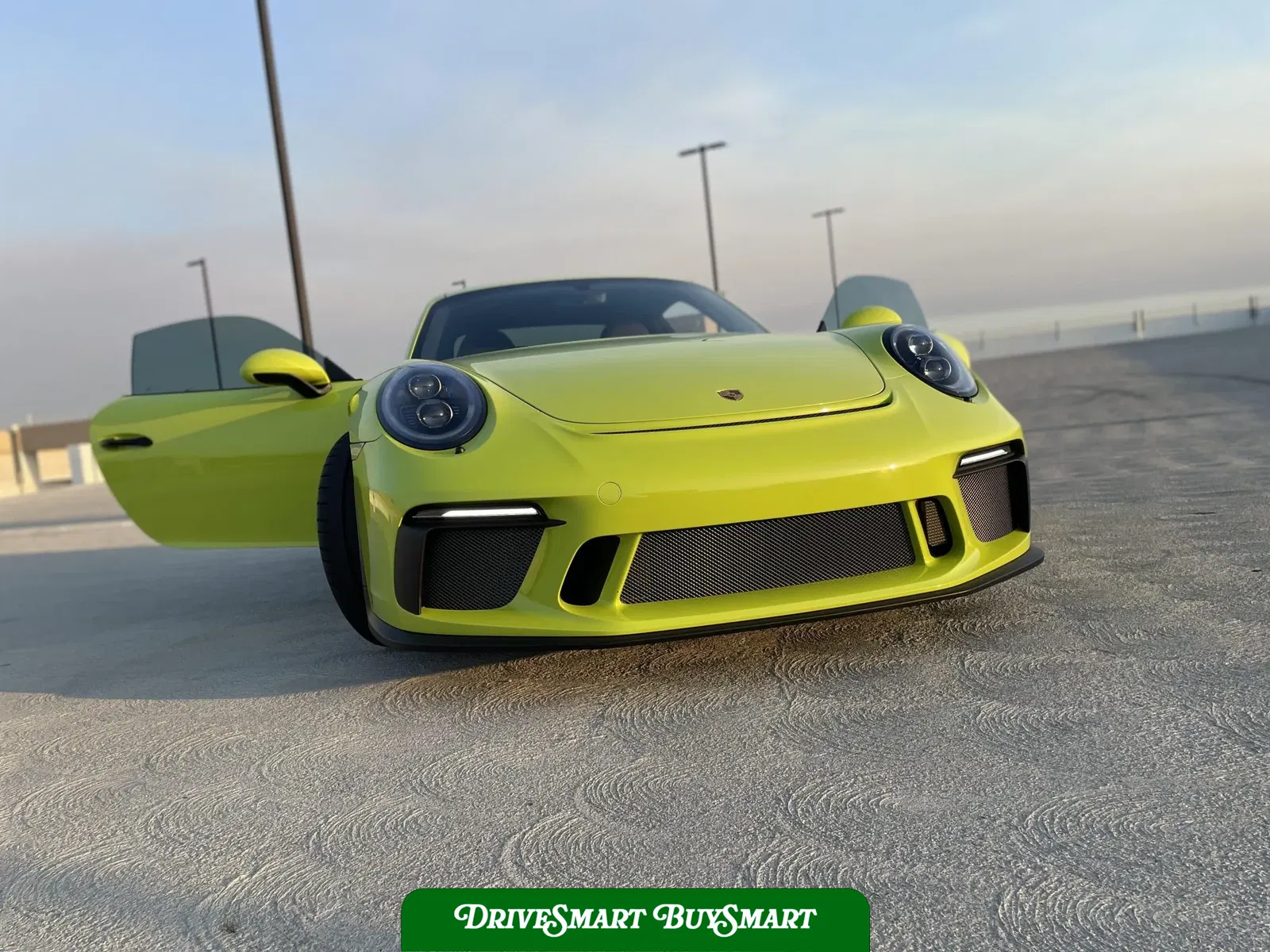 Birch Green 2018 Porsche 911 GT3 6-Speed