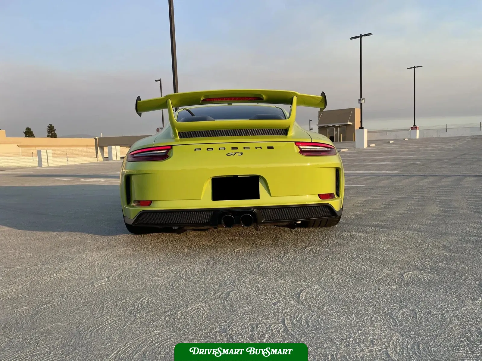 Birch Green 2018 Porsche 911 GT3 6-Speed