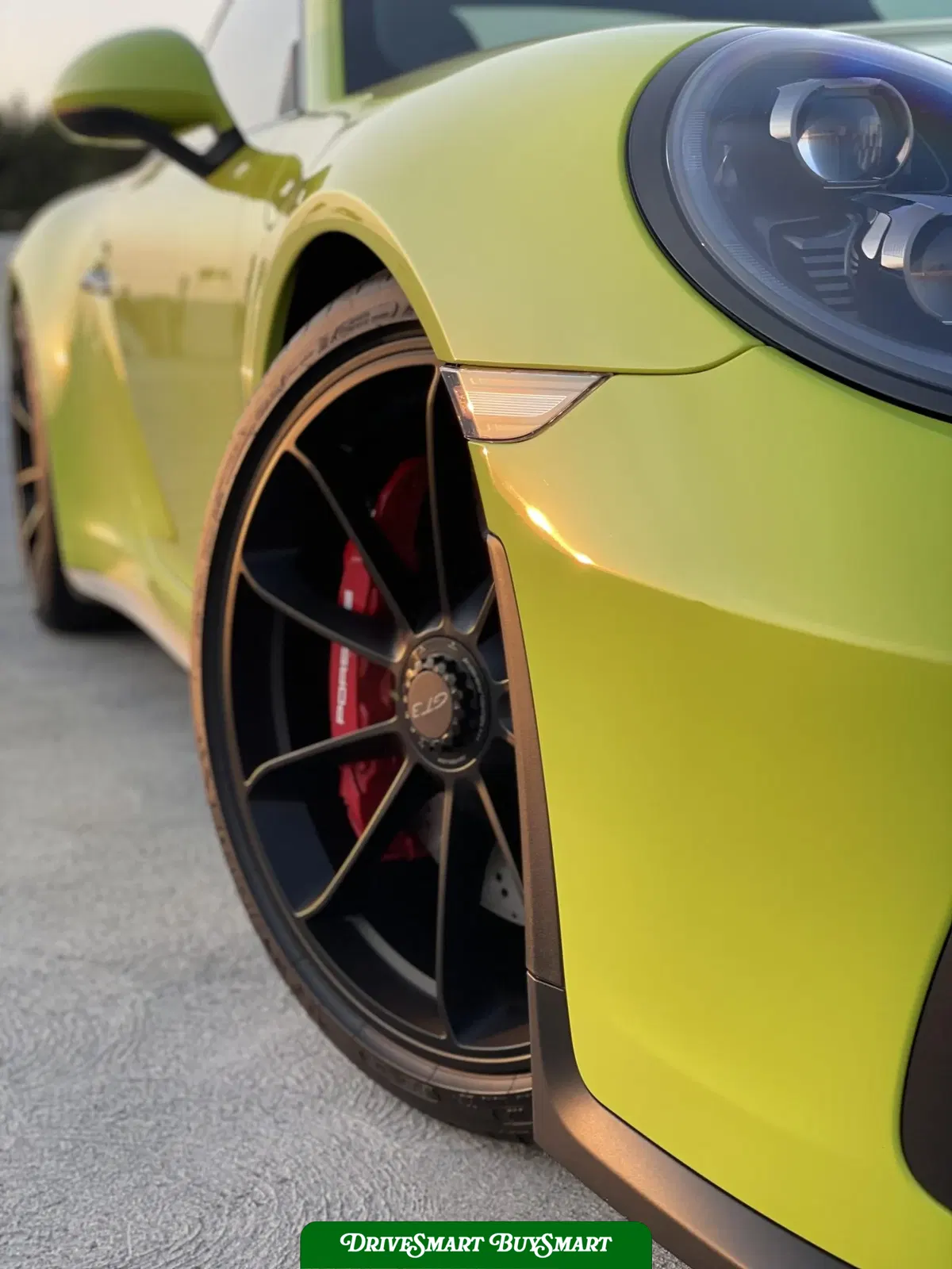 Birch Green 2018 Porsche 911 GT3 6-Speed