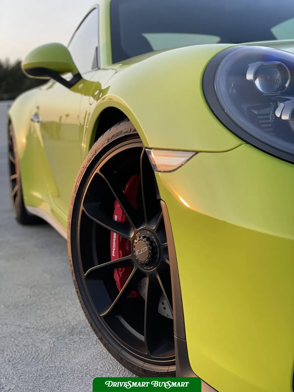 Birch Green 2018 Porsche 911 GT3 6-Speed