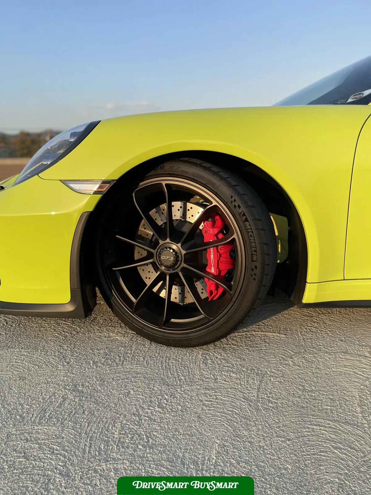 Birch Green 2018 Porsche 911 GT3 6-Speed