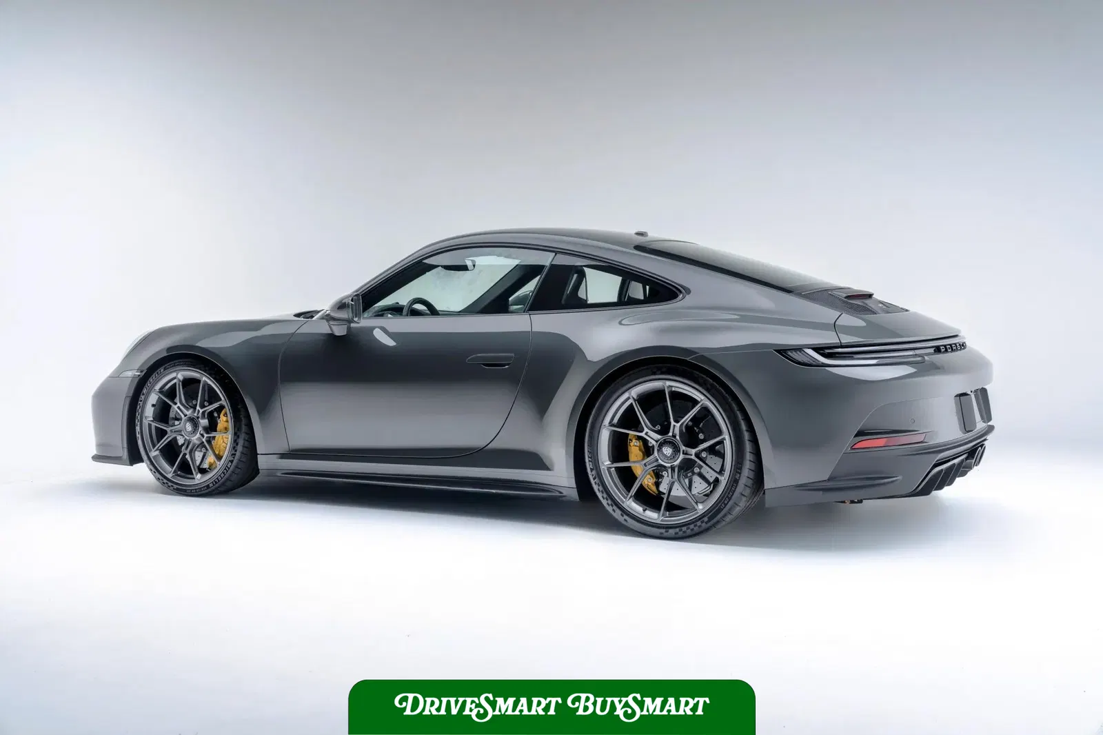 2022 Porsche 911 GT3 Touring 6-Speed