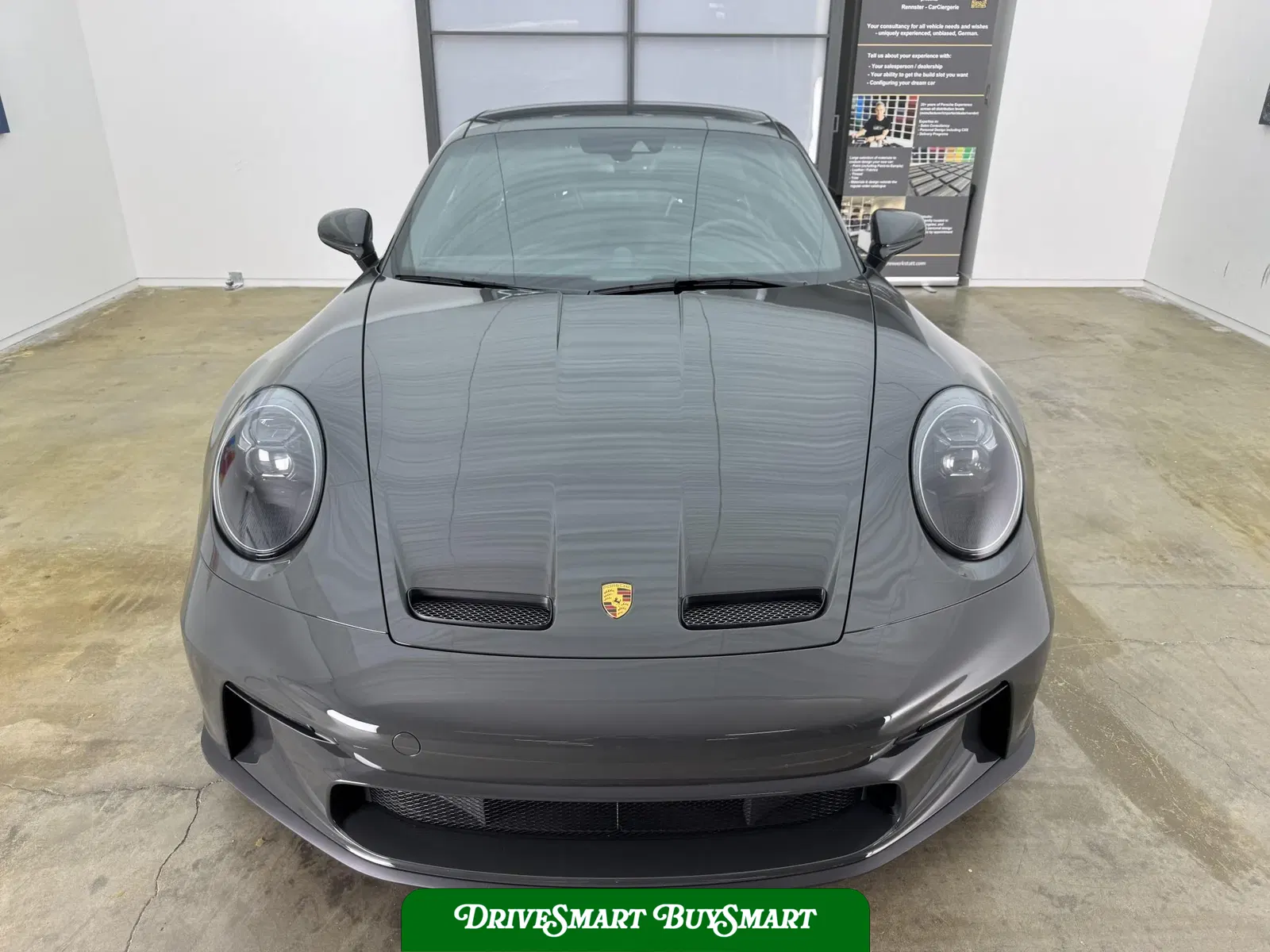 2022 Porsche 911 GT3 Touring 6-Speed