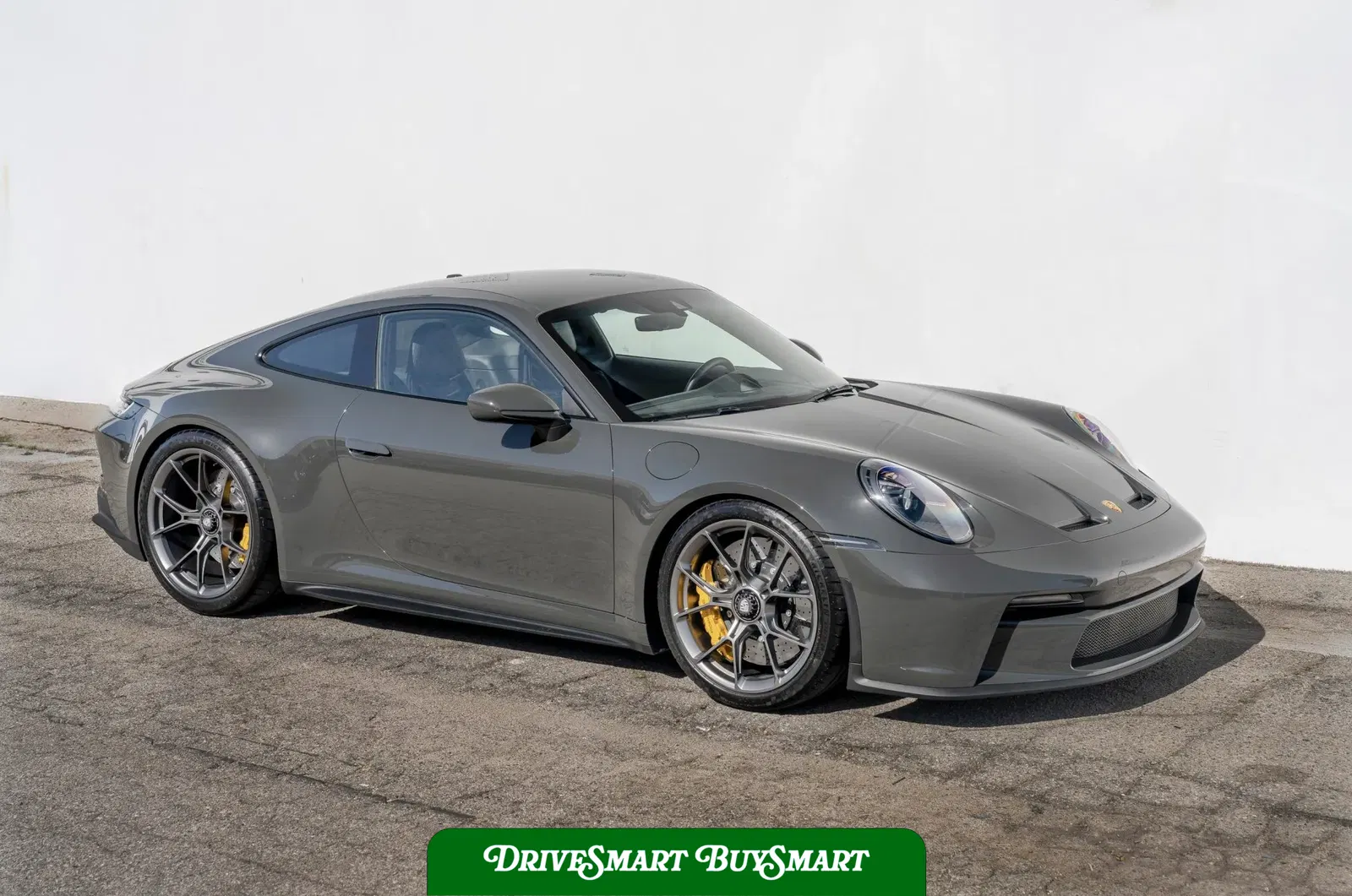 2022 Porsche 911 GT3 Touring 6-Speed