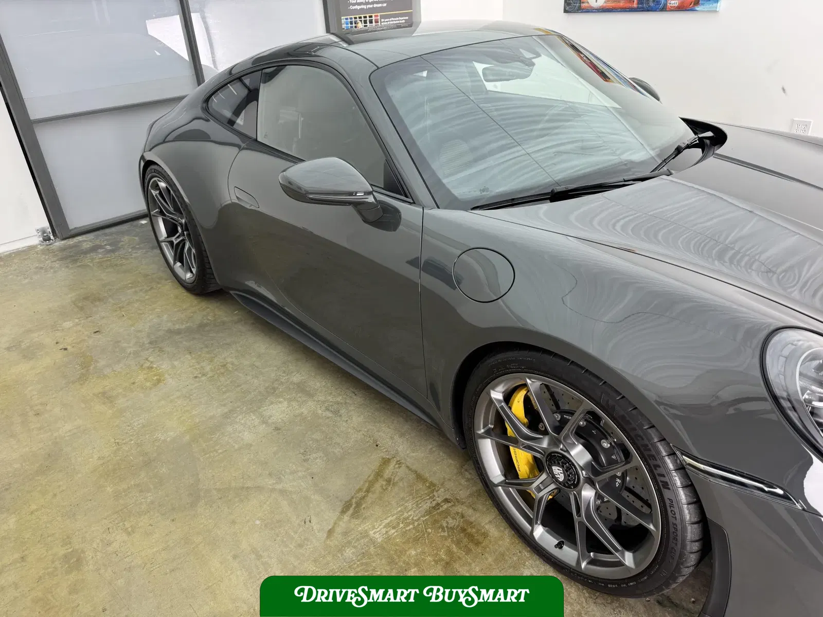 2022 Porsche 911 GT3 Touring 6-Speed
