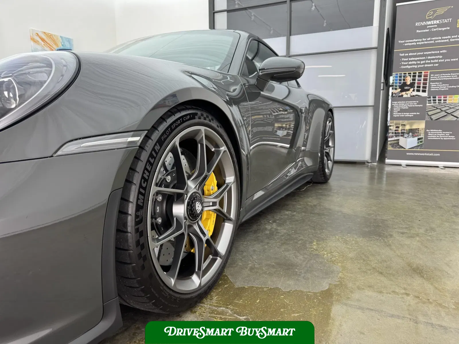2022 Porsche 911 GT3 Touring 6-Speed