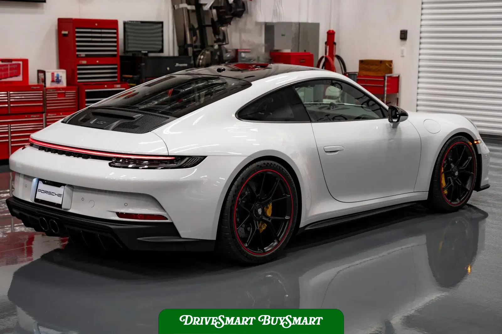 2022 Porsche 911 GT3 Touring 6-Speed