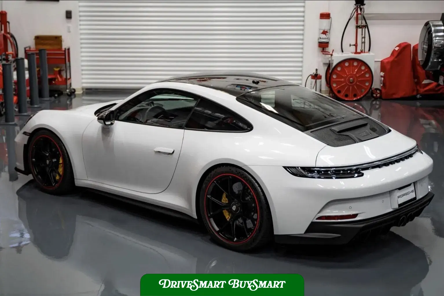2022 Porsche 911 GT3 Touring 6-Speed