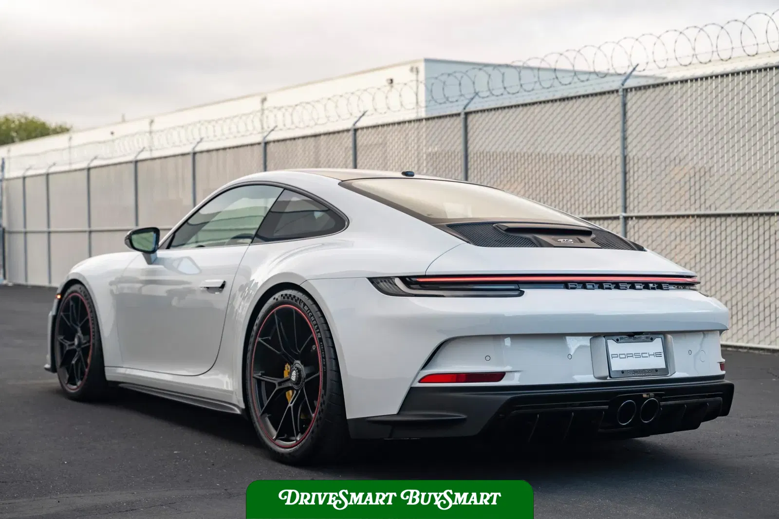 2022 Porsche 911 GT3 Touring 6-Speed