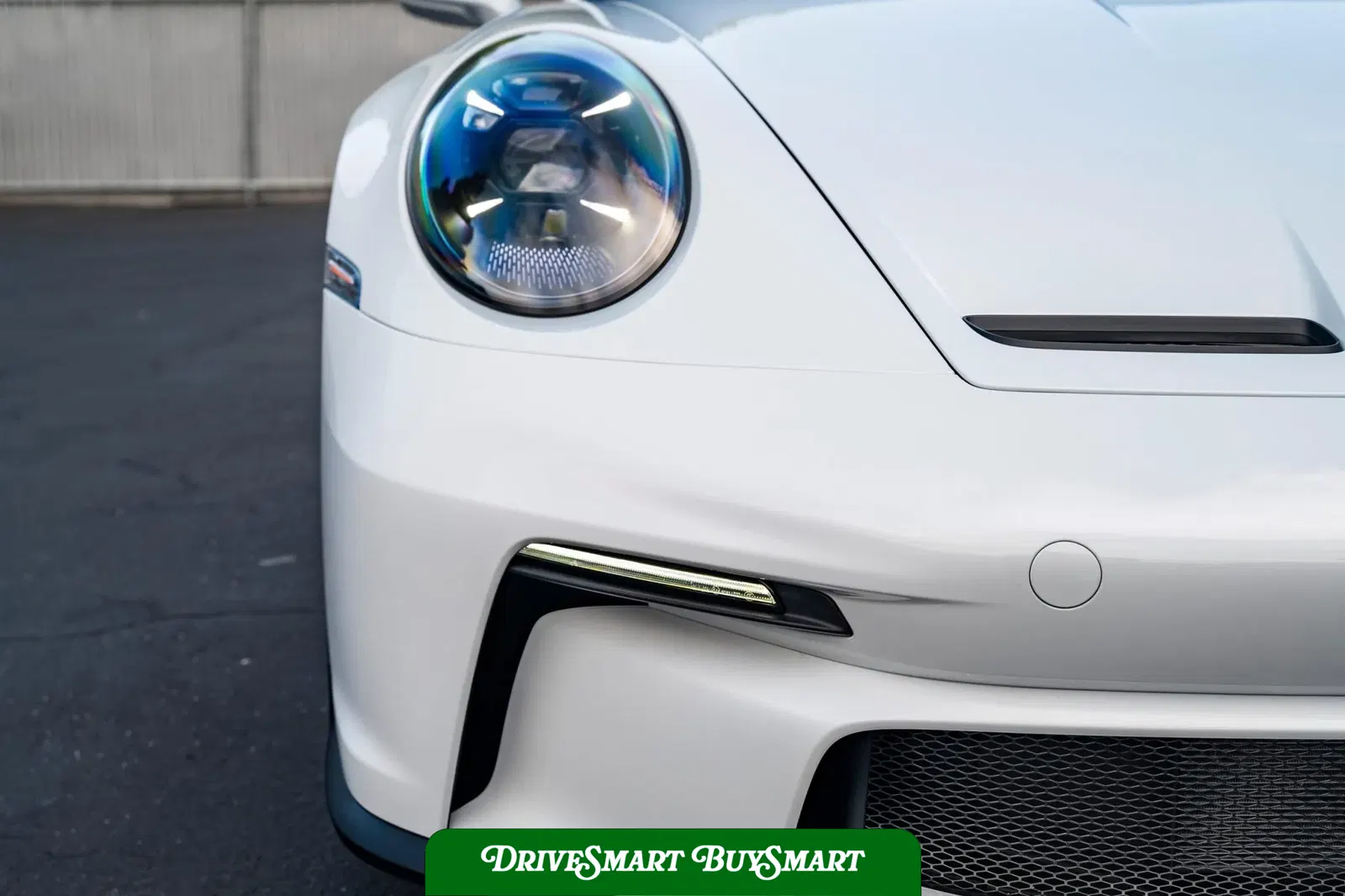 2022 Porsche 911 GT3 Touring 6-Speed