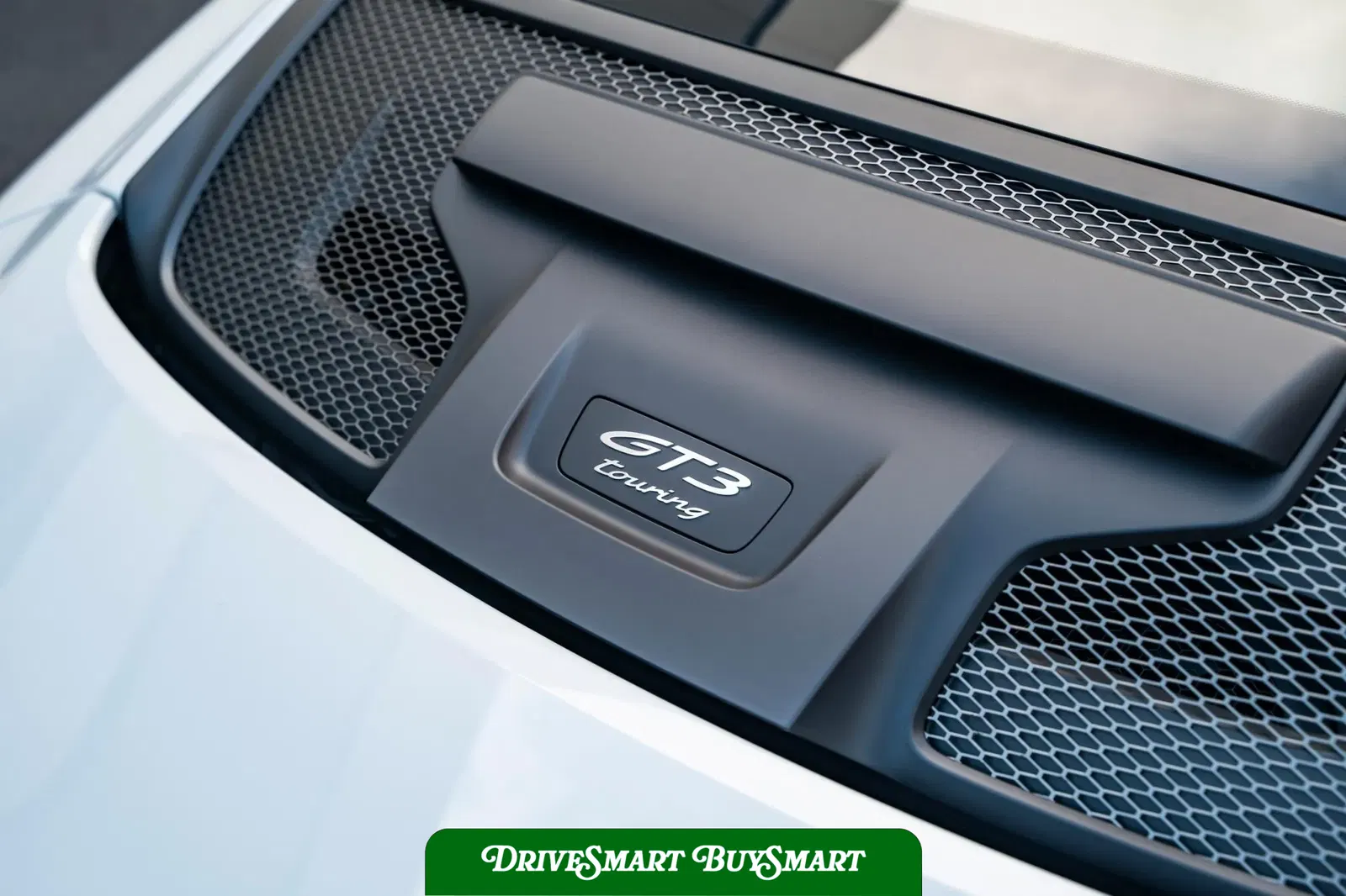 2022 Porsche 911 GT3 Touring 6-Speed