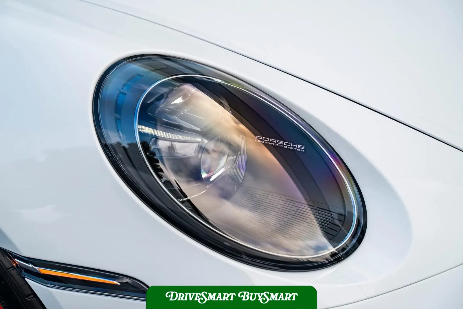 2022 Porsche 911 GT3 Touring 6-Speed