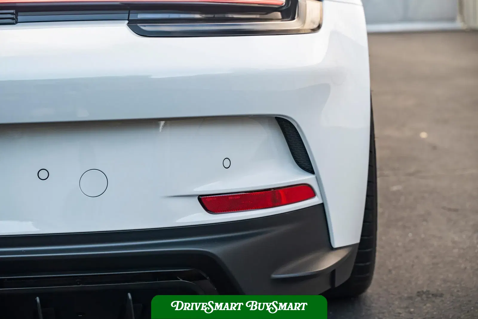 2022 Porsche 911 GT3 Touring 6-Speed