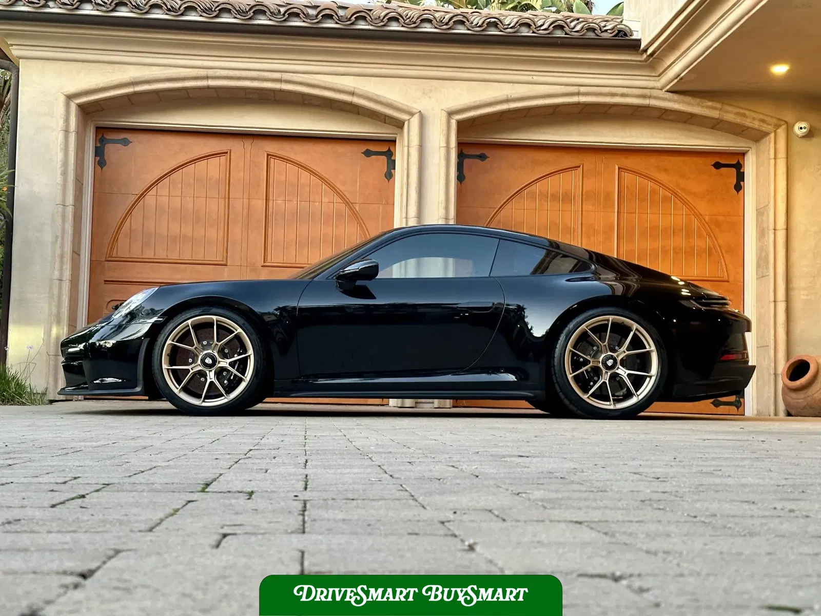 2022 Porsche 911 GT3 Touring 6-Speed