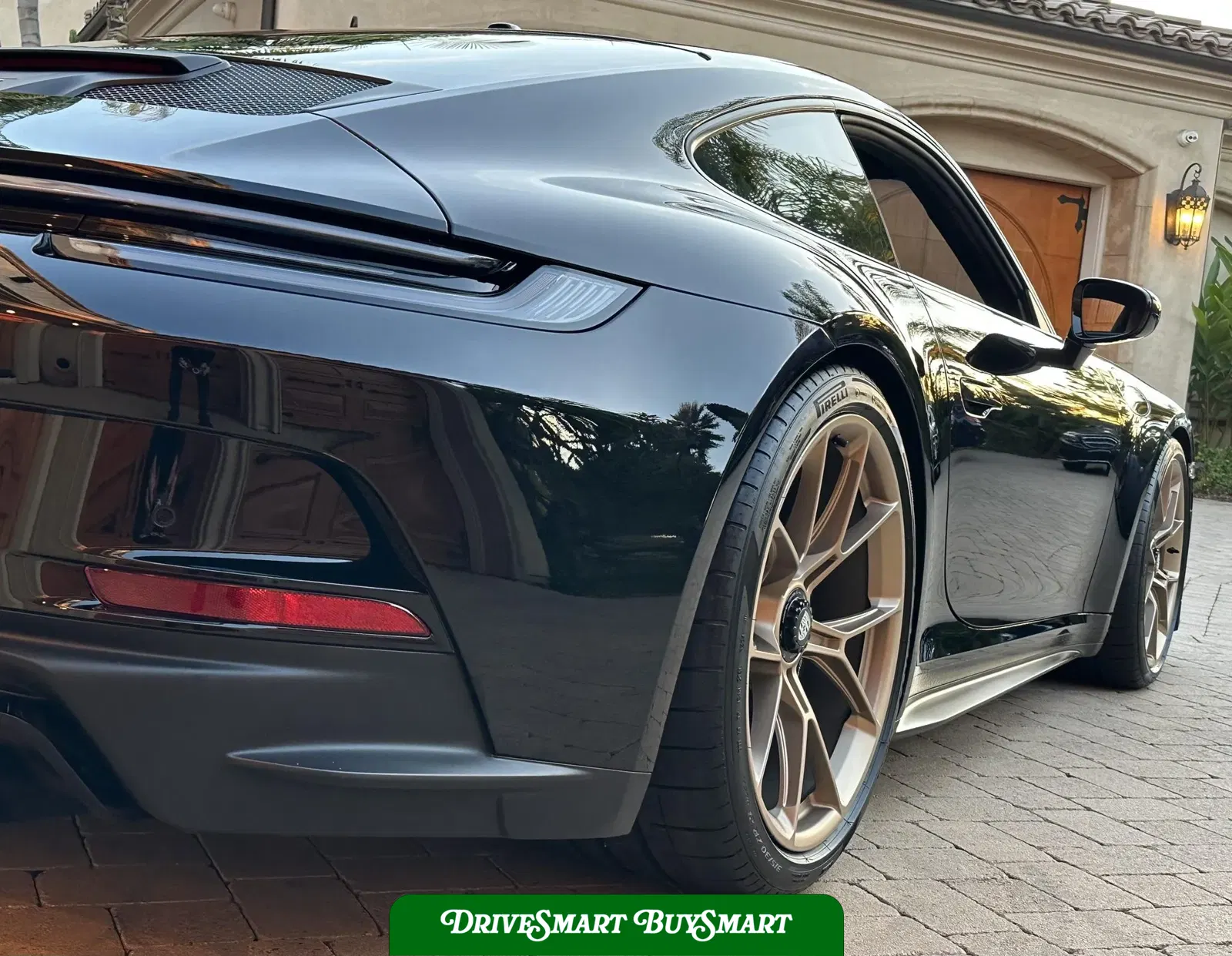 2022 Porsche 911 GT3 Touring 6-Speed