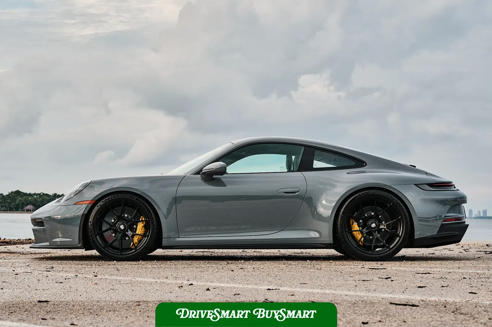 2023 Porsche 911 GT3 Touring 6-Speed