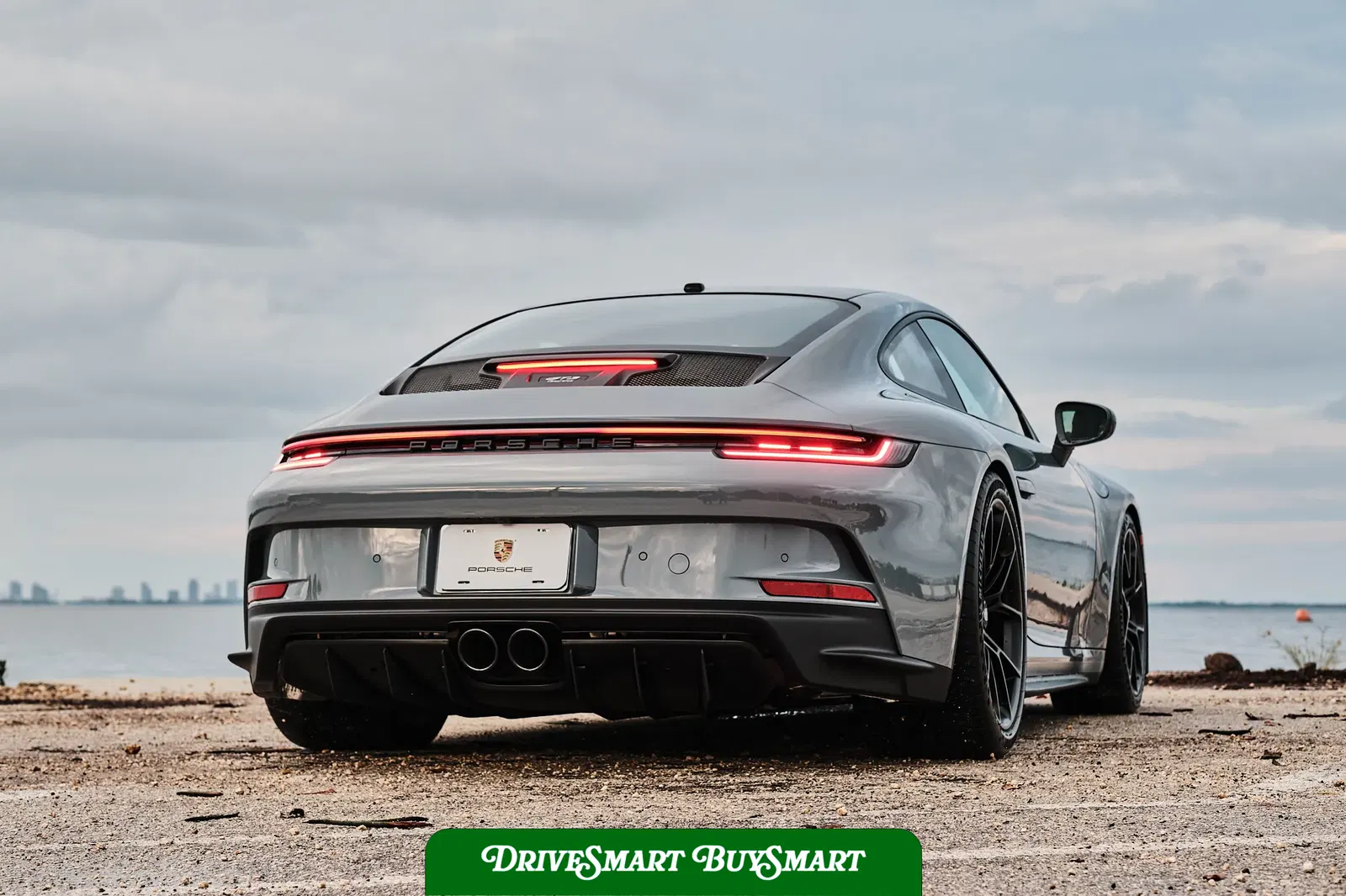 2023 Porsche 911 GT3 Touring 6-Speed