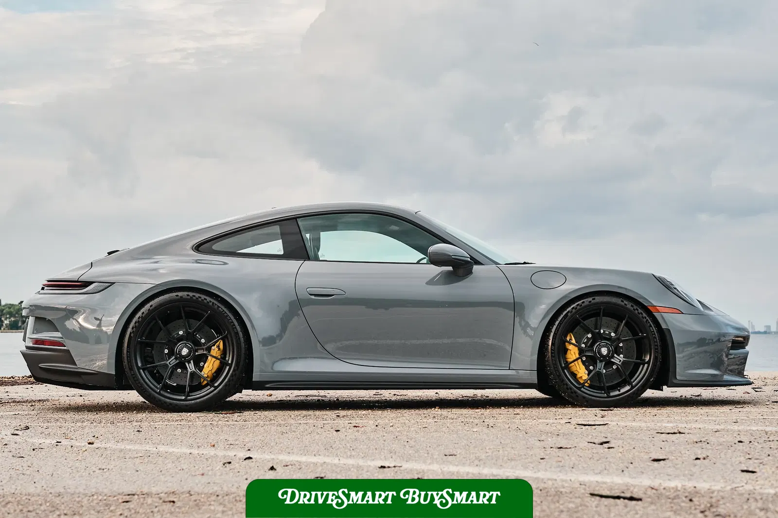2023 Porsche 911 GT3 Touring 6-Speed