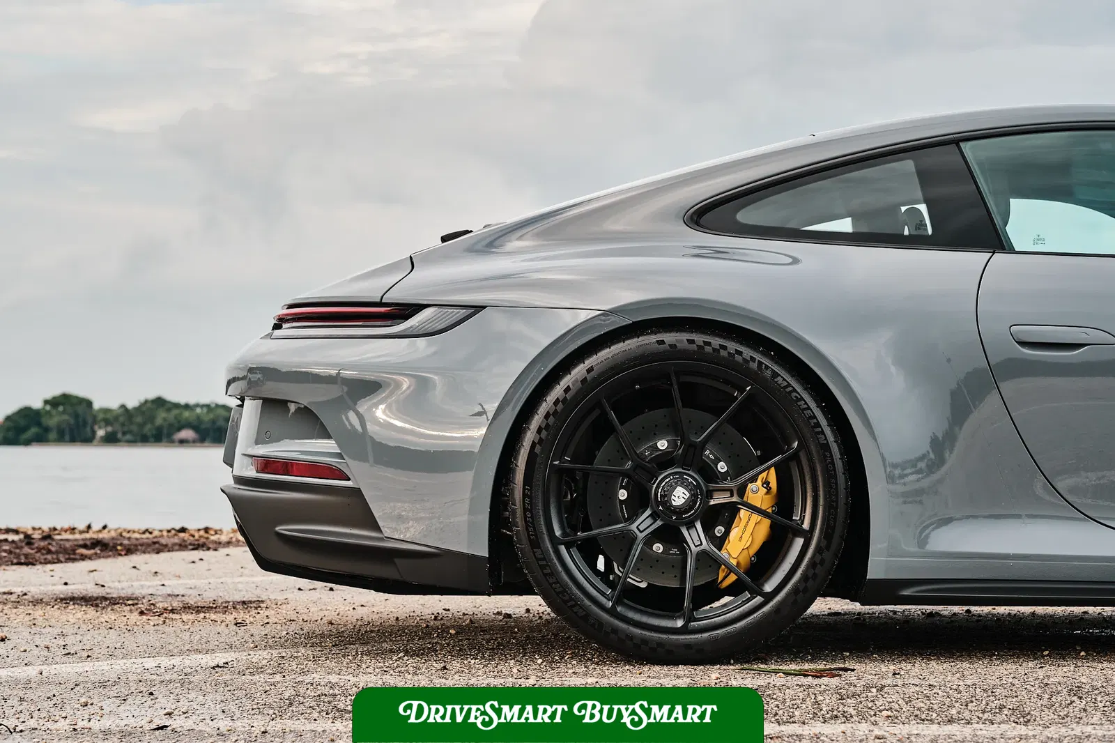 2023 Porsche 911 GT3 Touring 6-Speed