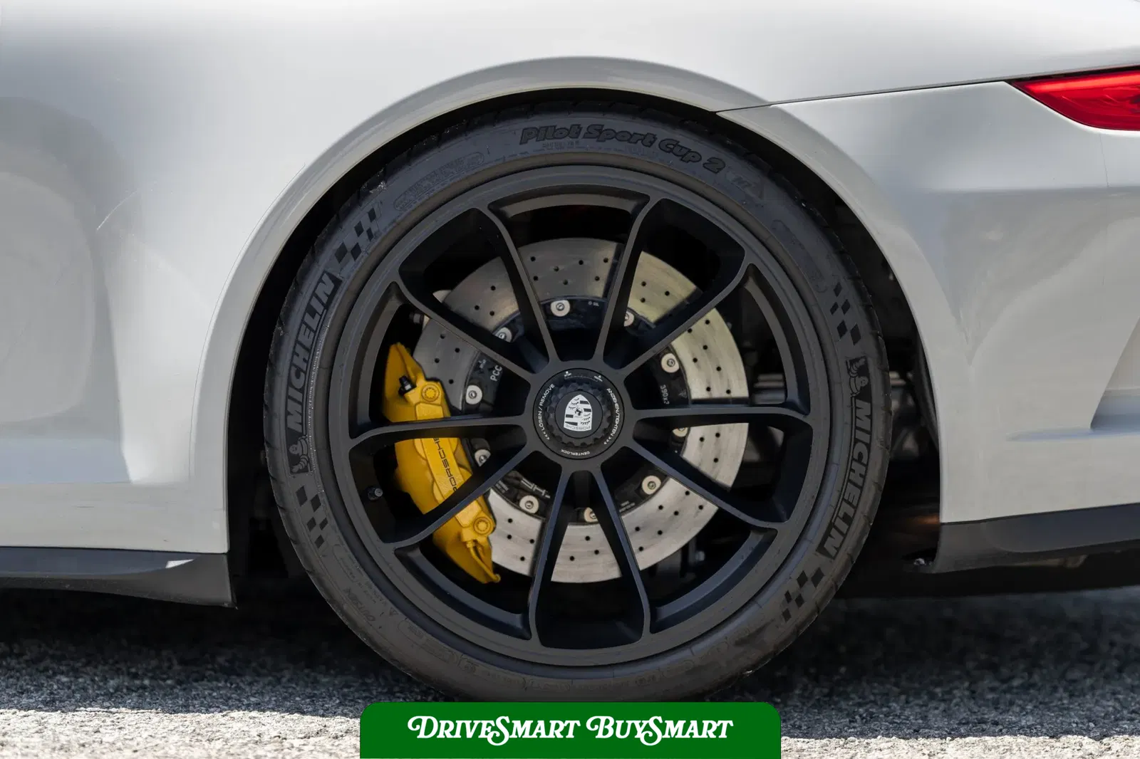 2018 Porsche 911 GT3 Touring 6-Speed