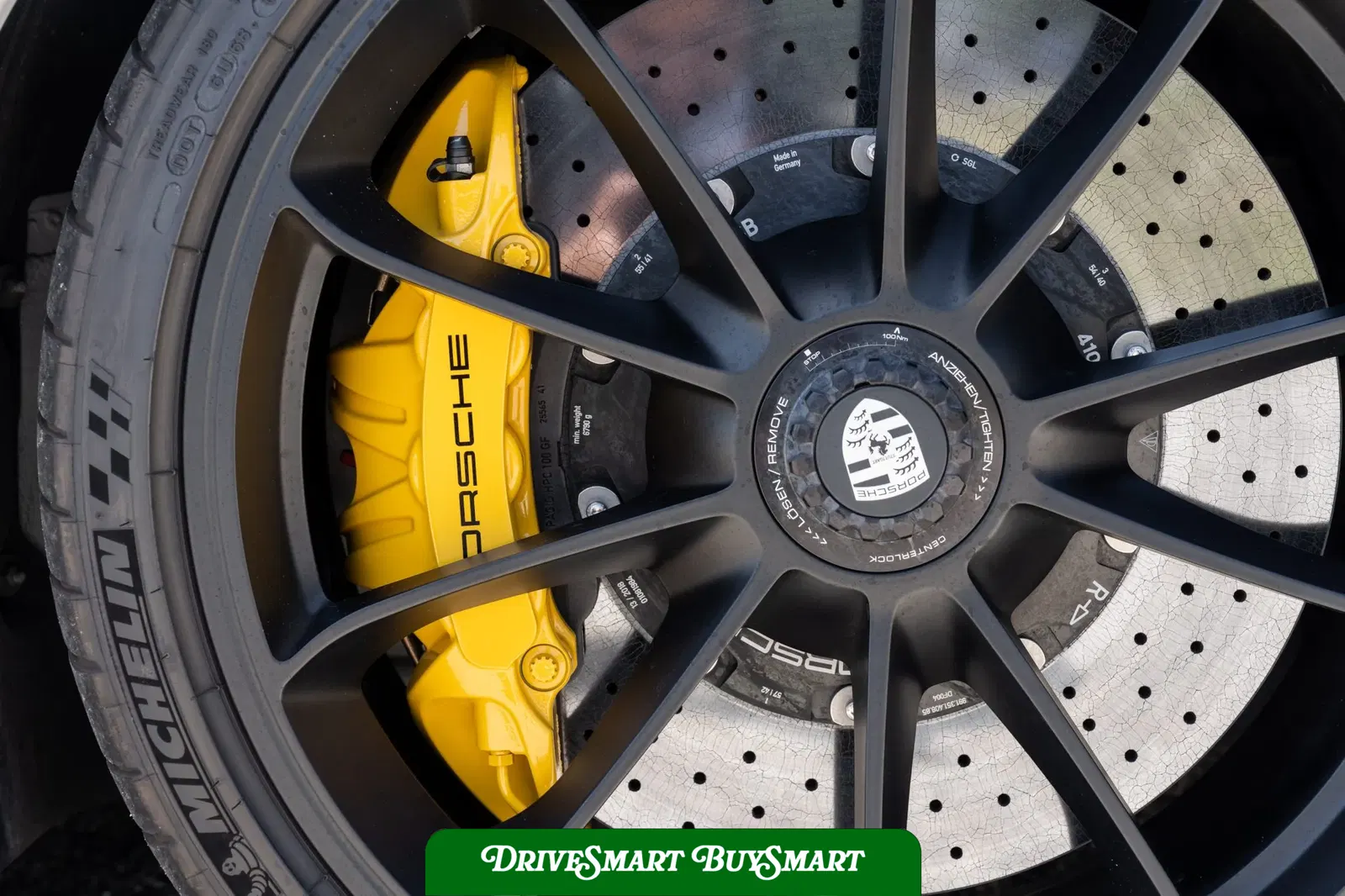 2018 Porsche 911 GT3 Touring 6-Speed