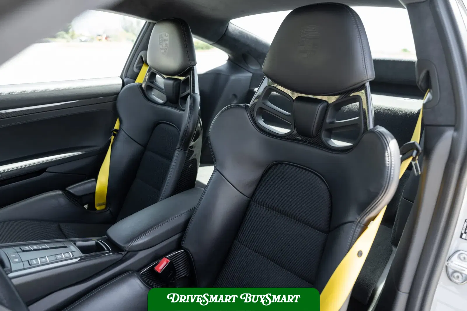 2018 Porsche 911 GT3 Touring 6-Speed