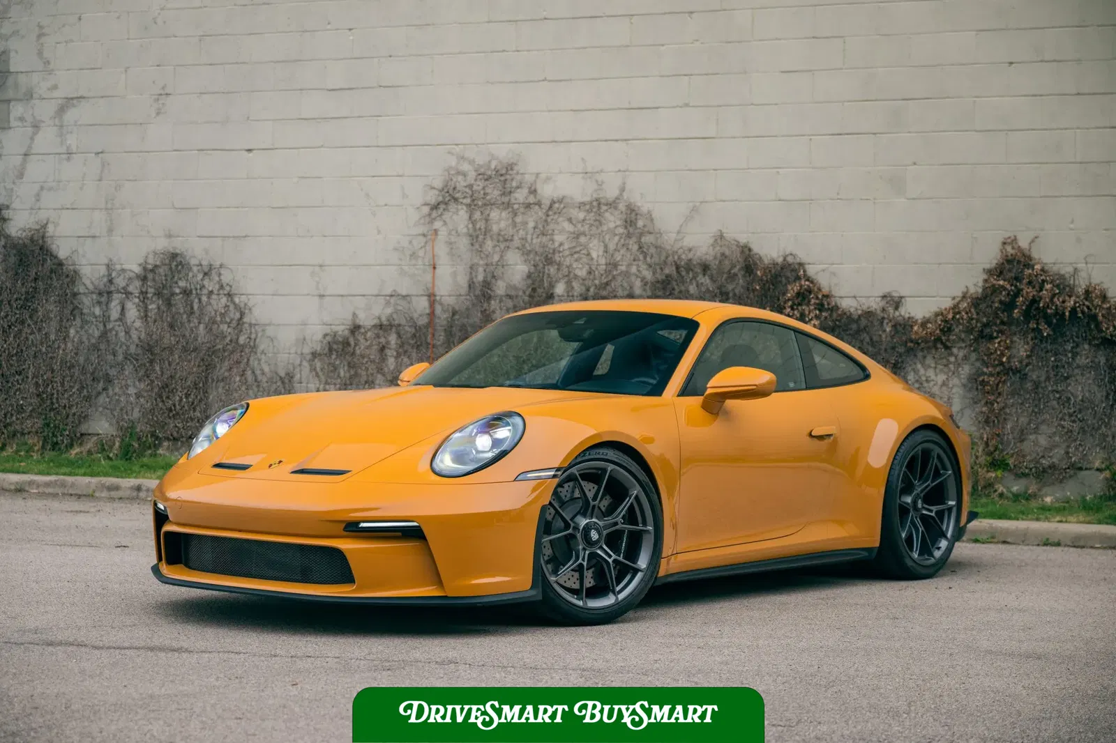 Bahama Yellow 2022 Porsche 911 GT3 Touring 6-Speed