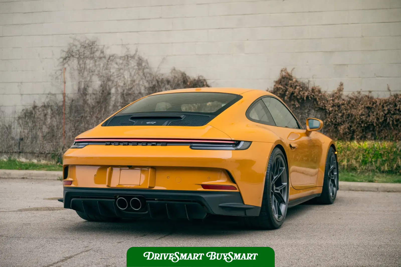 Bahama Yellow 2022 Porsche 911 GT3 Touring 6-Speed