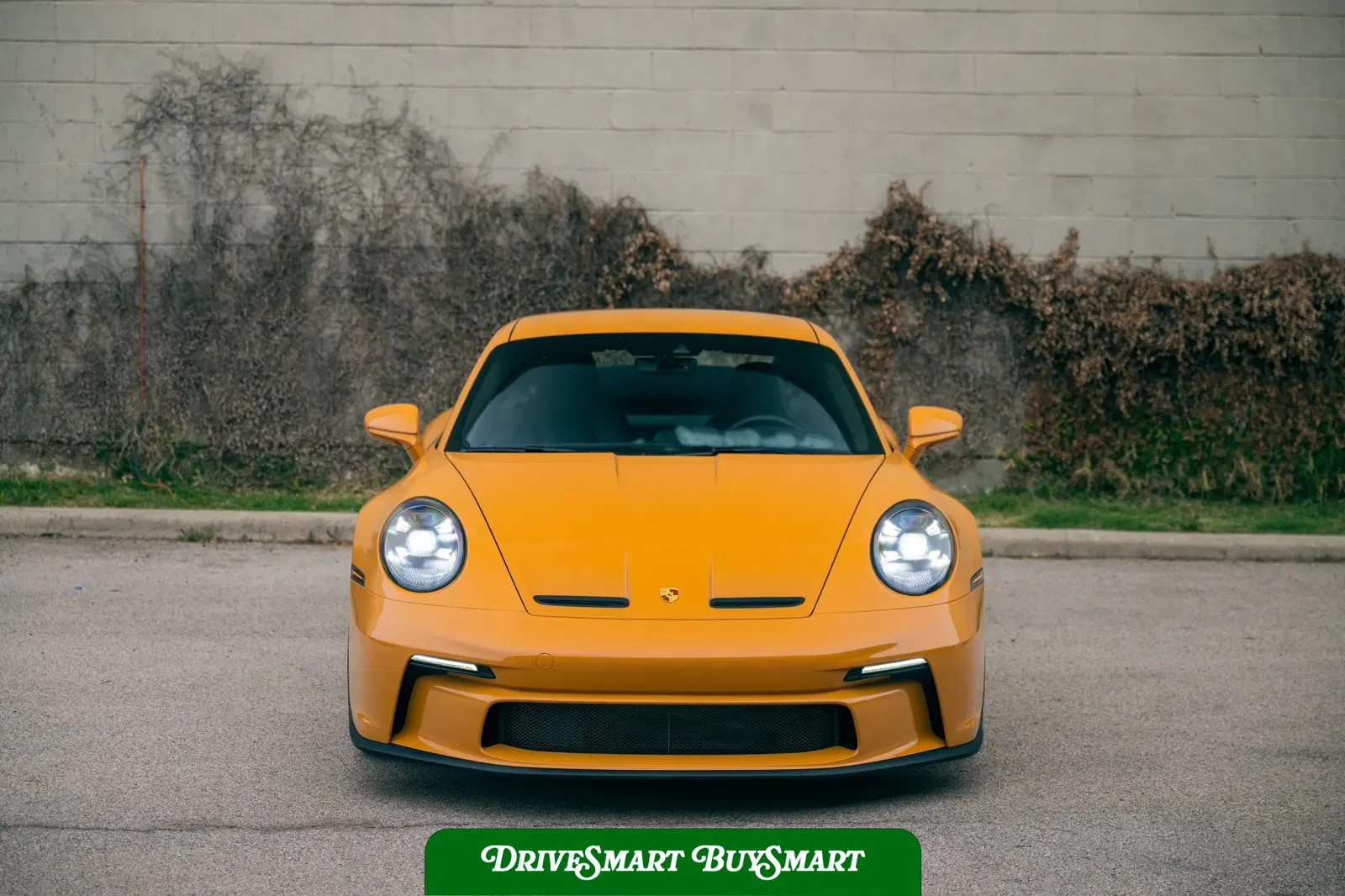 Bahama Yellow 2022 Porsche 911 GT3 Touring 6-Speed
