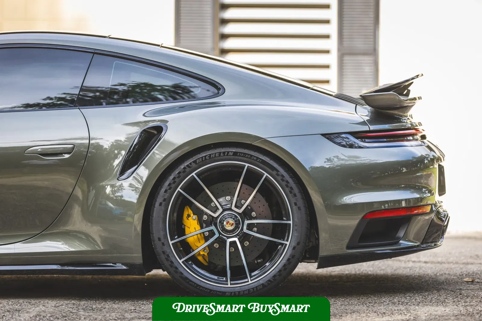 2021 Porsche 911 Turbo S Coupe