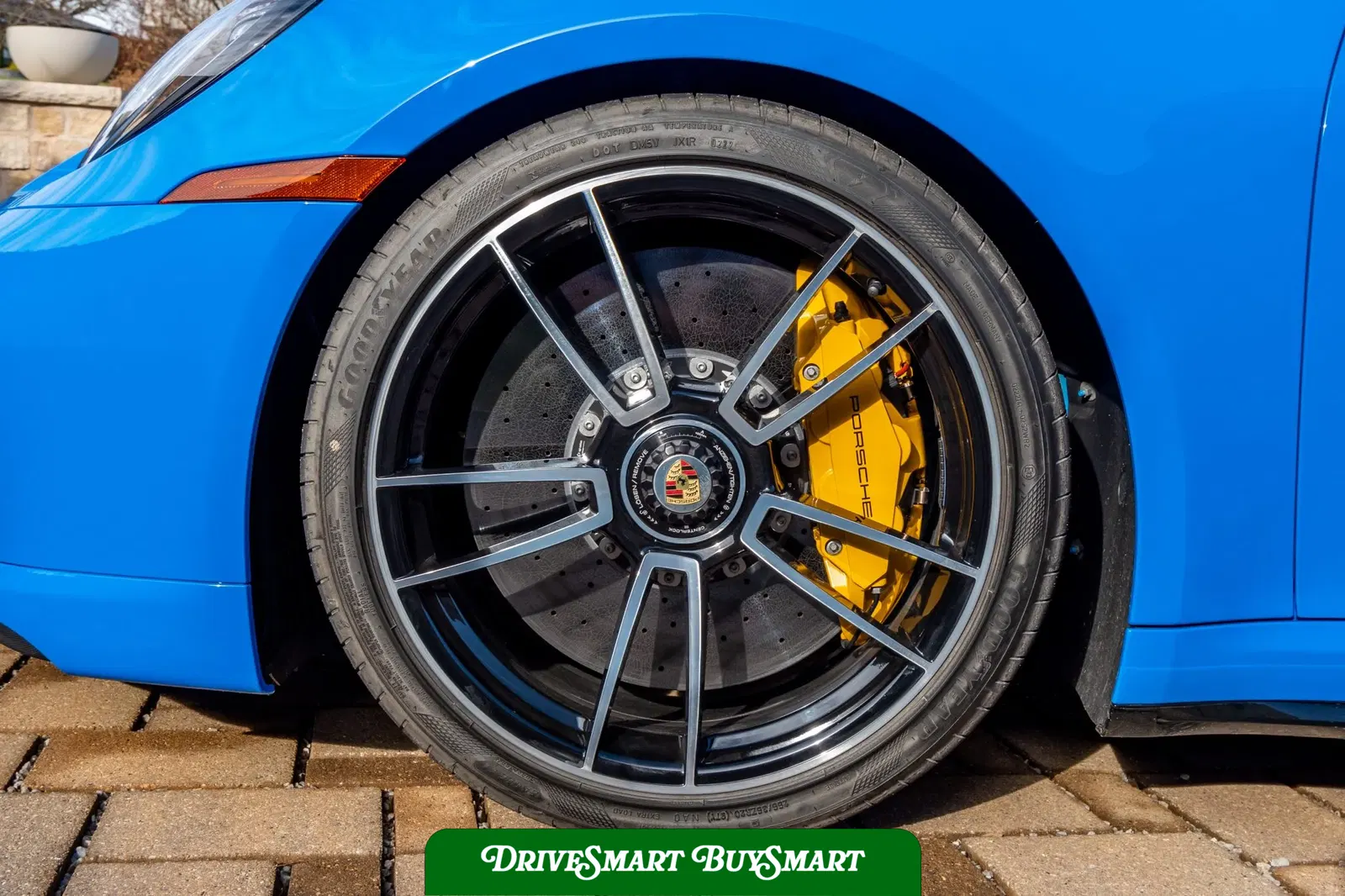 2022 Porsche 911 Turbo S Coupe