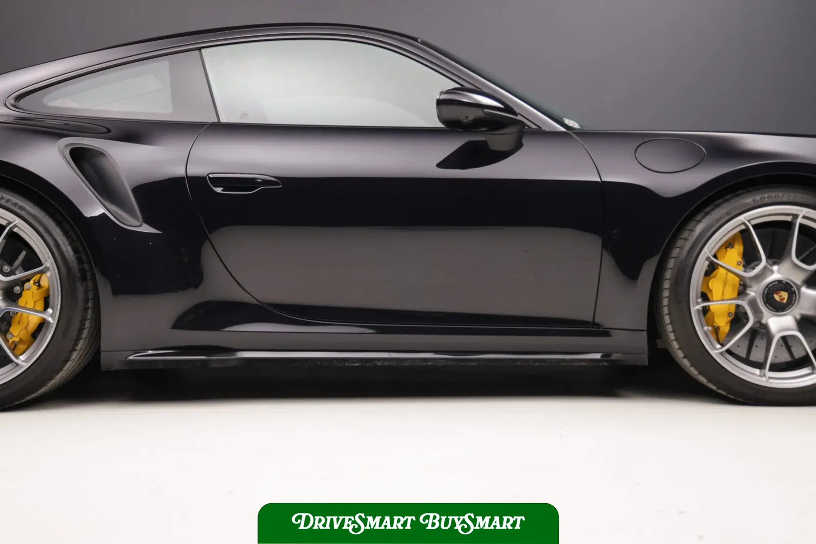 2022 Porsche 911 Turbo S Coupe