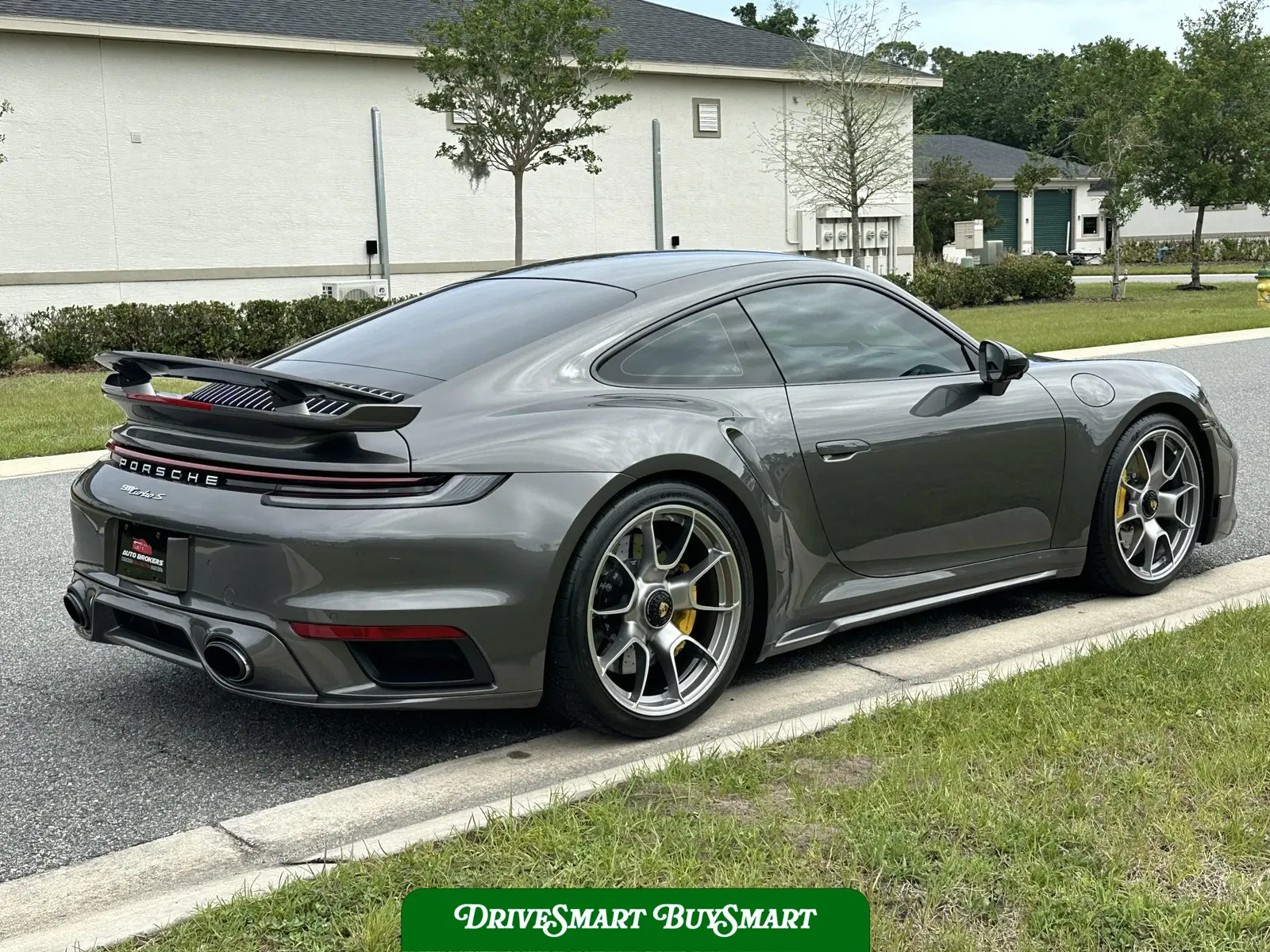 2022 Porsche 911 Turbo S Coupe Lightweight Package