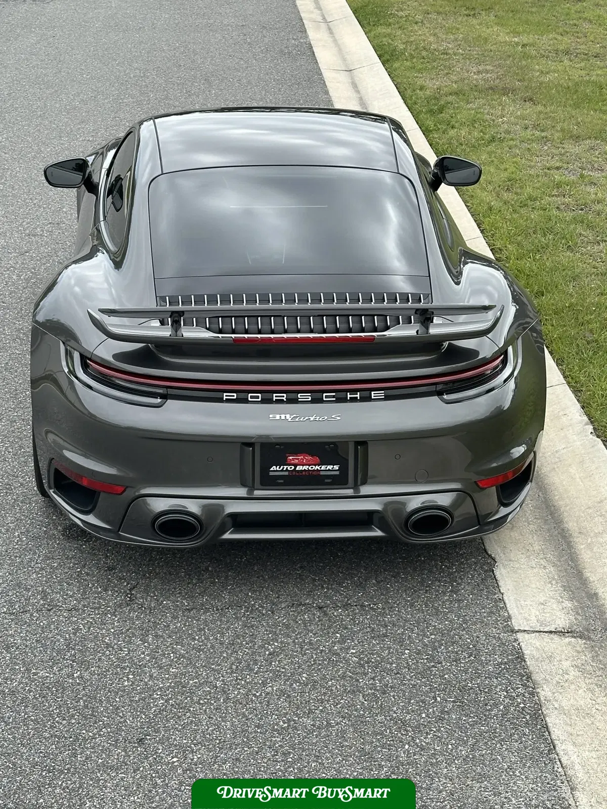 2022 Porsche 911 Turbo S Coupe Lightweight Package