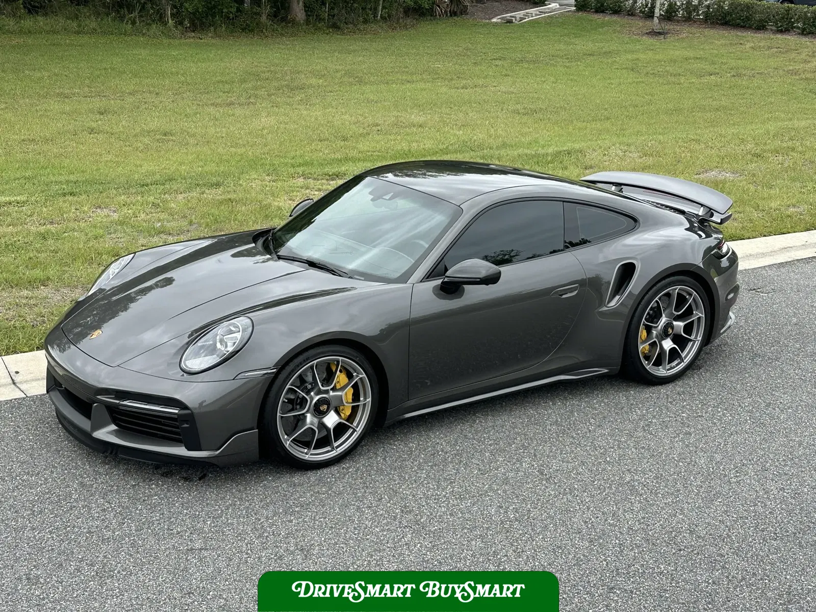 2022 Porsche 911 Turbo S Coupe Lightweight Package