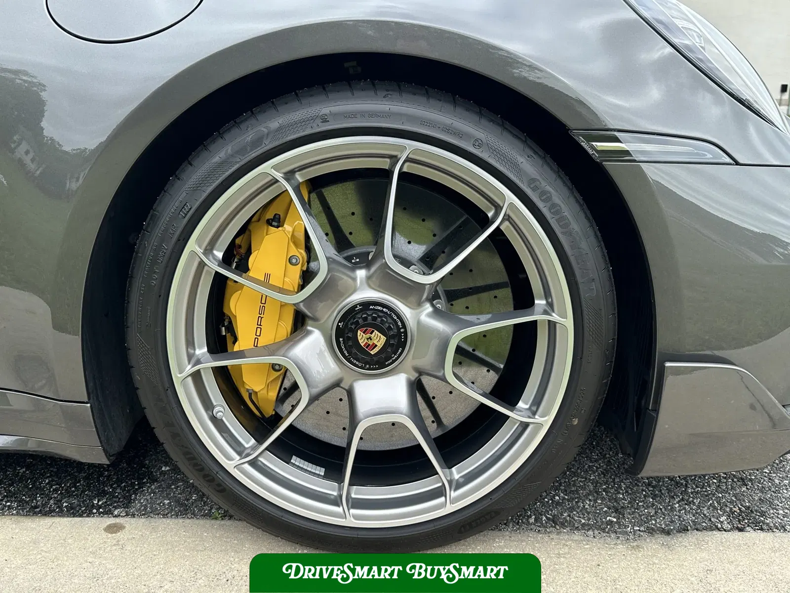 2022 Porsche 911 Turbo S Coupe Lightweight Package