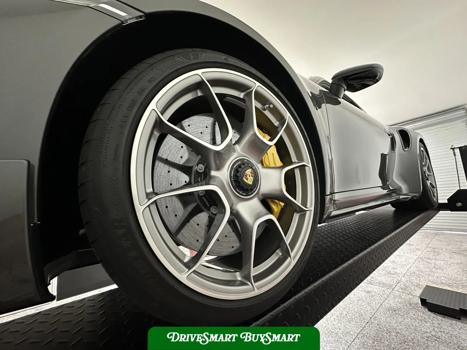 2022 Porsche 911 Turbo S Coupe Lightweight Package
