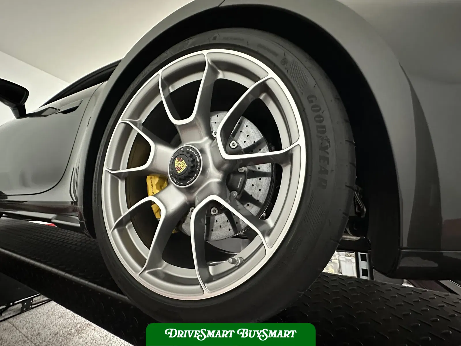 2022 Porsche 911 Turbo S Coupe Lightweight Package