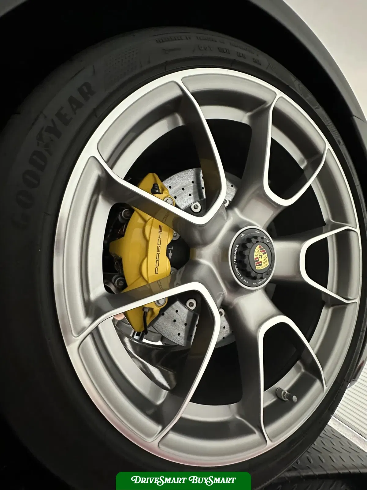 2022 Porsche 911 Turbo S Coupe Lightweight Package