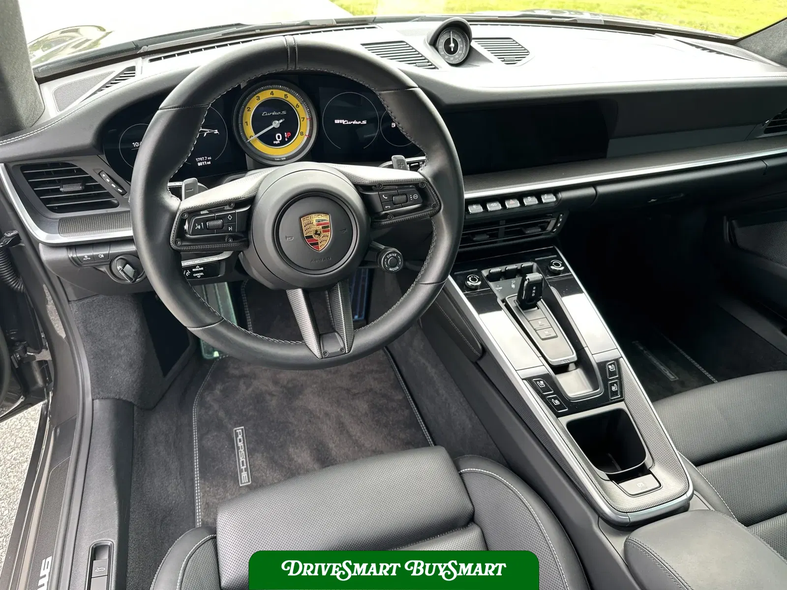 2022 Porsche 911 Turbo S Coupe Lightweight Package