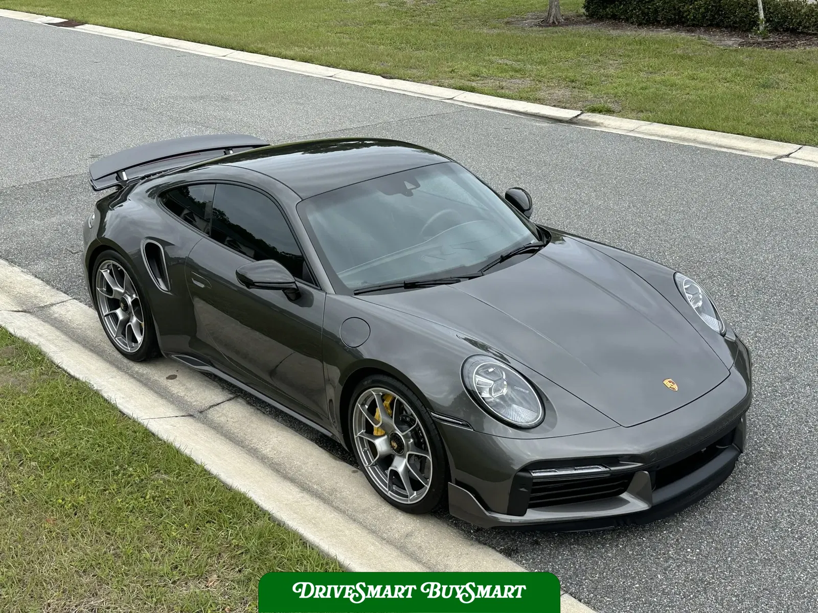 2022 Porsche 911 Turbo S Coupe Lightweight Package
