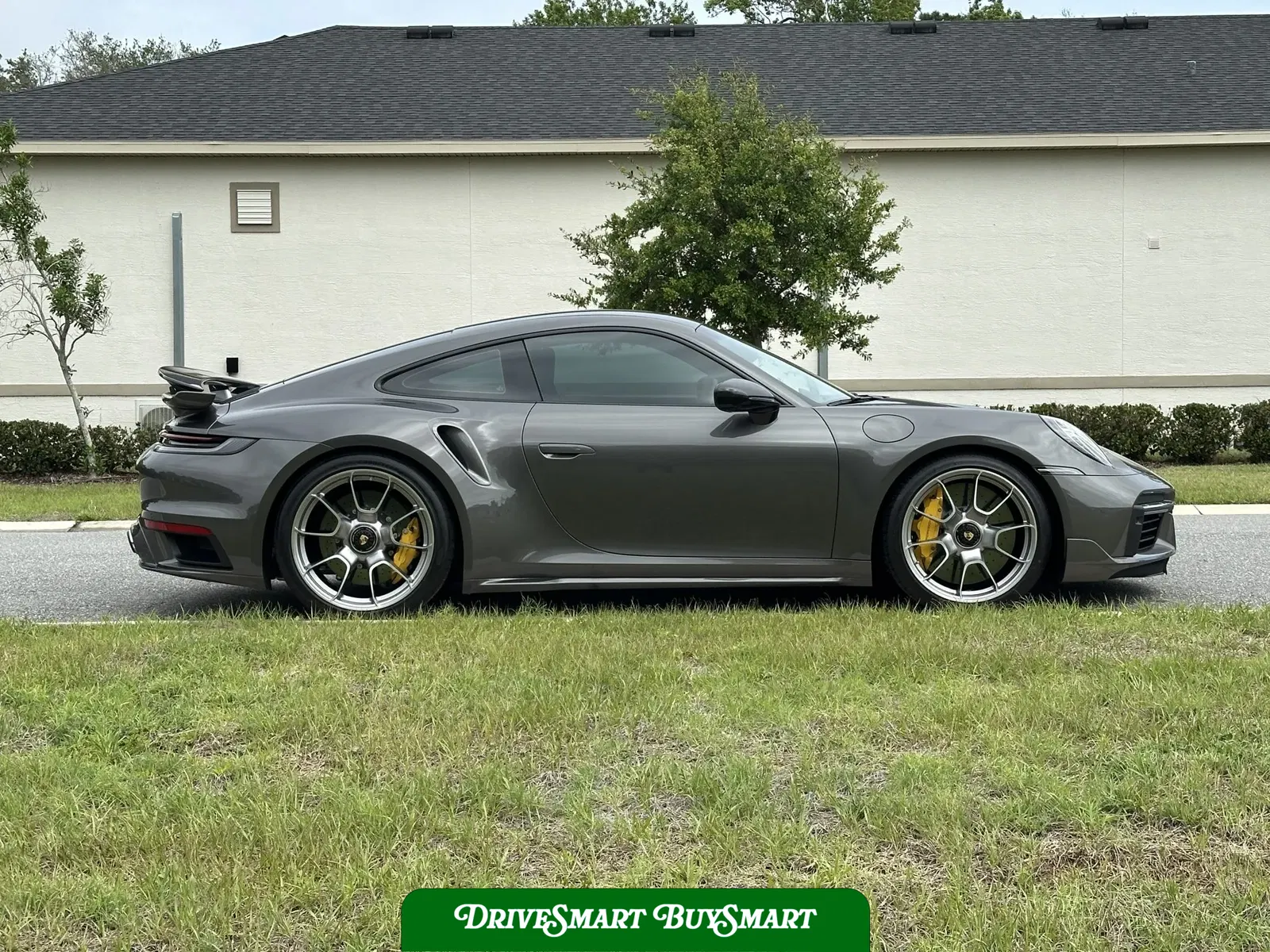 2022 Porsche 911 Turbo S Coupe Lightweight Package