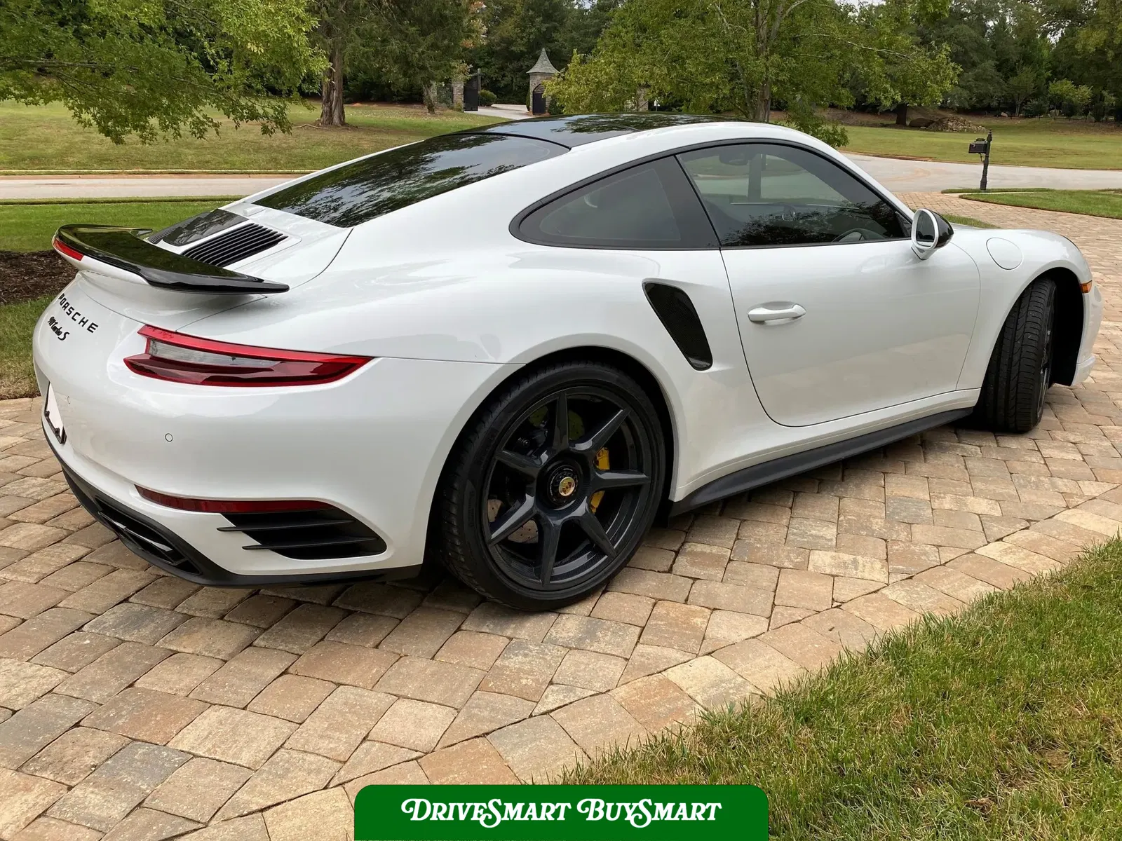 2019 Porsche 911 Turbo S Coupe