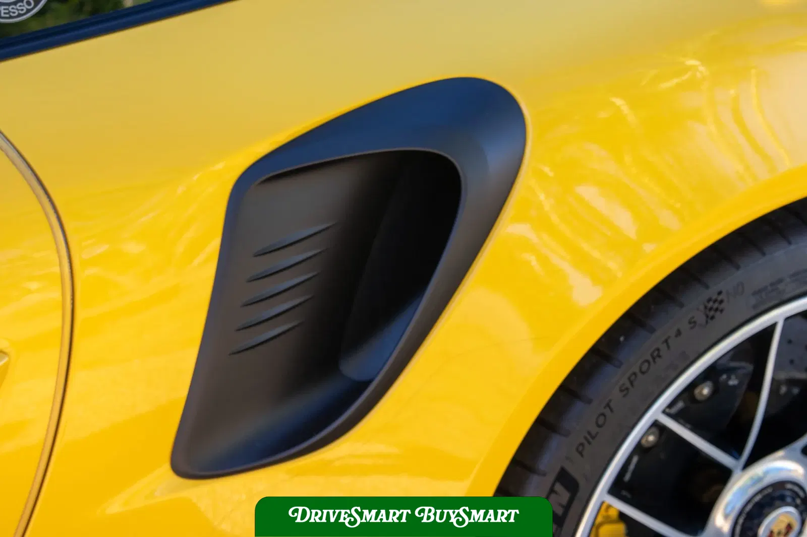 2018 Porsche 911 Turbo S Coupe
