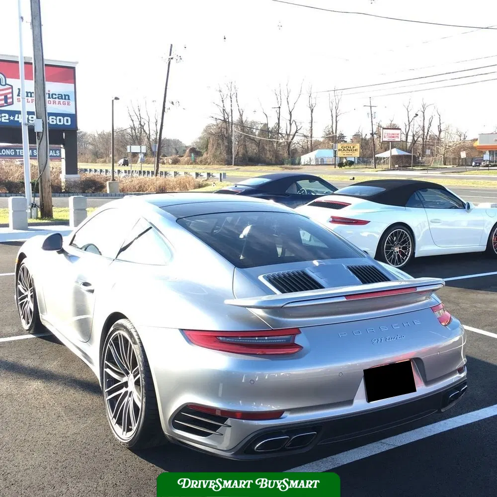 2017 Porsche 911 Carrera 4 Turbo S